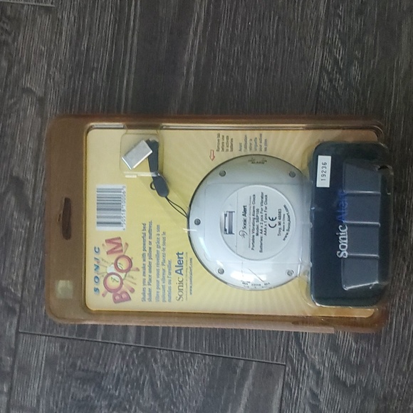 SONIC BOOM Portable Vibrating Alarm Clock- Brand New - Powerful bed shaker - Picture 4 of 6